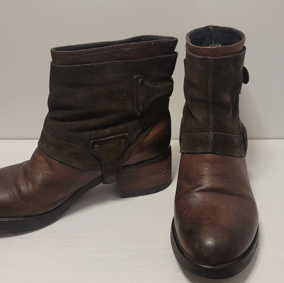 Couture Vera Wang Brown LeatherBoots / Booties, Made in Italy, Size 7.5 - Picture 3 of 11